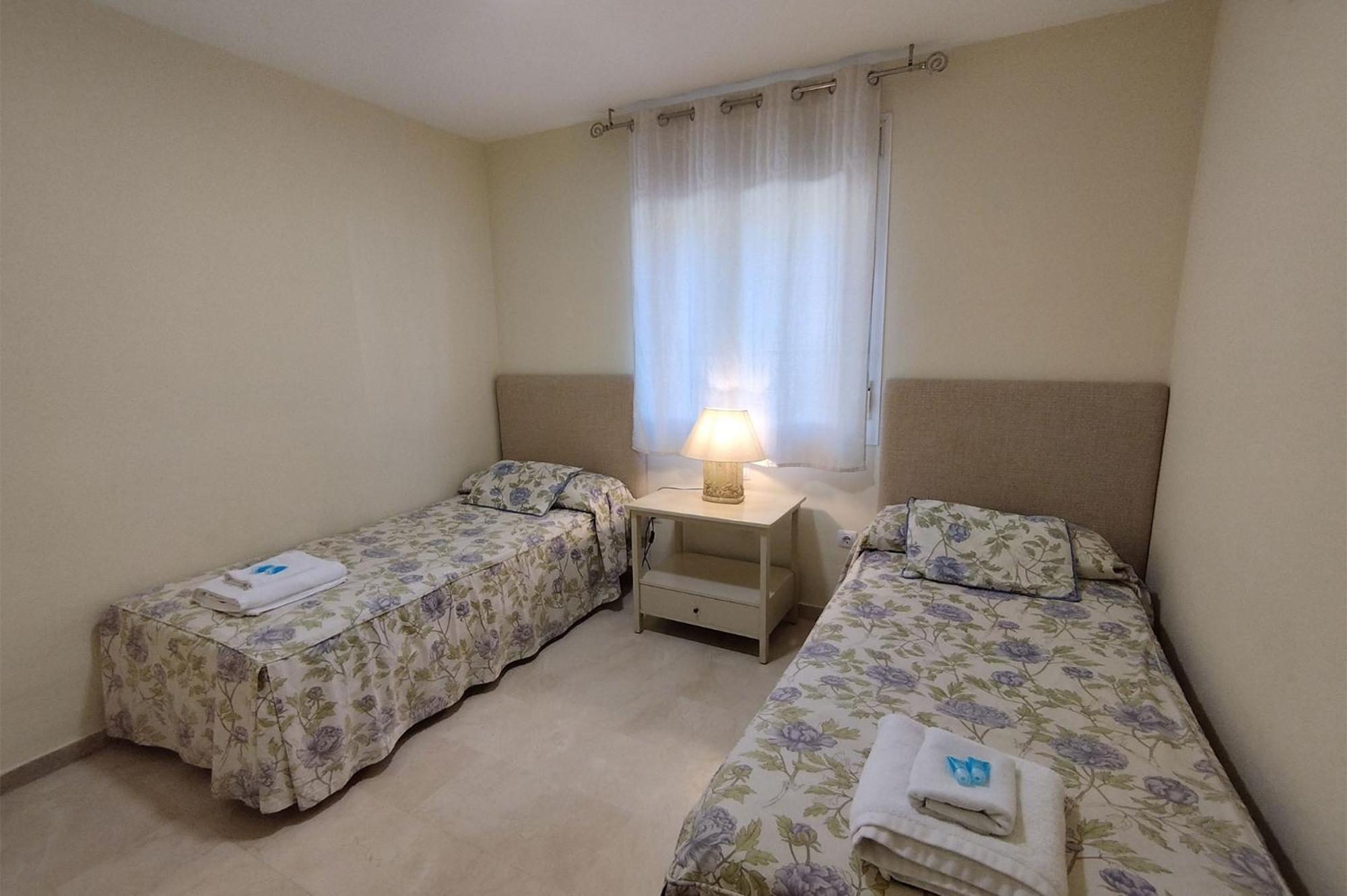 Appartement Puertosol 2 à Estepona Extérieur photo